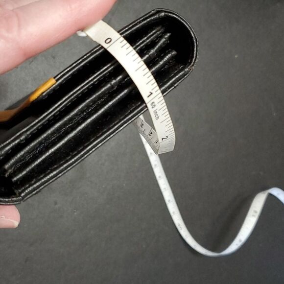 Stealth Mode black and tanish brown leather wallet - Picture 5 of 12